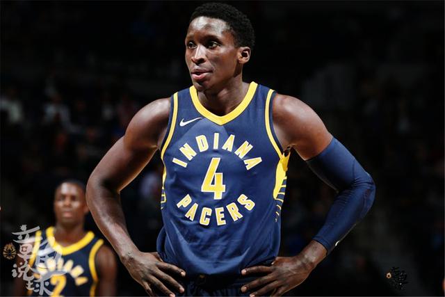 库里37分恩比德伤退 勇士大胜送76人四连败