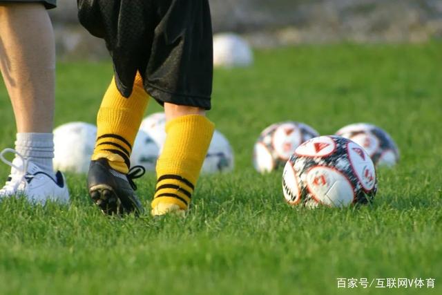 张之臻错失两个赛点 止步ATP1000罗马站首轮